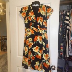 Size 4 A-line beautiful spring floral dress